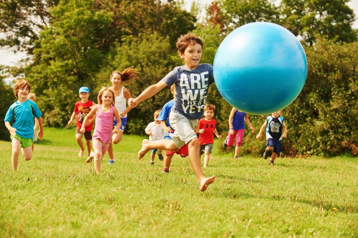 49 activités physiques plaisantes à faire avec des enfants de 2 à